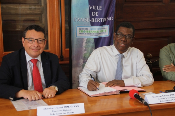 Pascal Hoffmann et Edouard Delta, heureux de signer cette convention de partenariat.