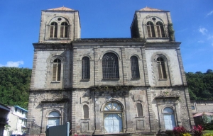 A la découverte des vestiges de Saint-Pierre