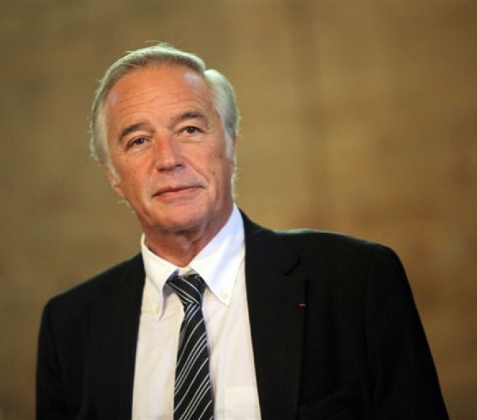 Fran&ccedil;ois Rebsamen part &agrave; la recherche des mauvais ch&ocirc;meurs.Pour inverser la courbe ??