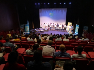 Présentation de l&#039;équipe du Conseil Régional qui a préparé la Route du Rhum - Destination Guadeloupe