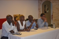 Les animateurs de la soirée : (de gauche à droite) Claude Barfleur, Chantal Dagnaud, Samuel Damo et Willy Angèle